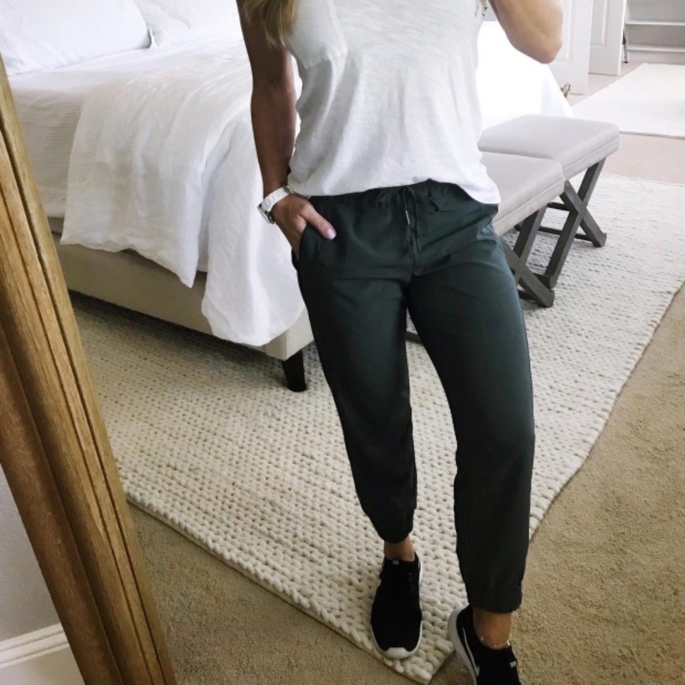 Zella Crop Jogger Out and About Pants